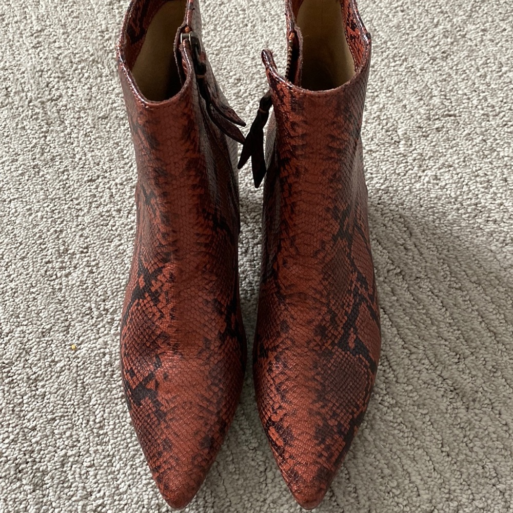 NWOT or box Splendid boots
